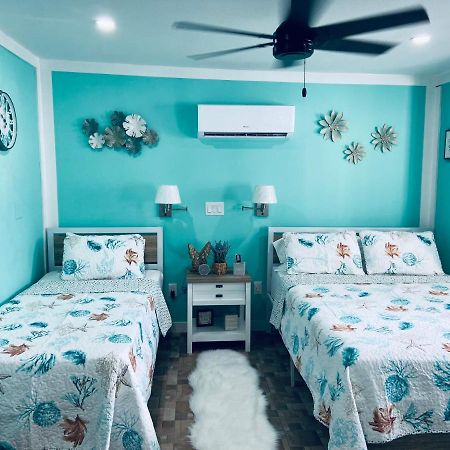 Beautiful And Comfortable Rom Apt # 2 Тампа Екстериор снимка