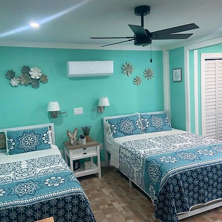 Beautiful And Comfortable Rom Apt # 2 Тампа Екстериор снимка