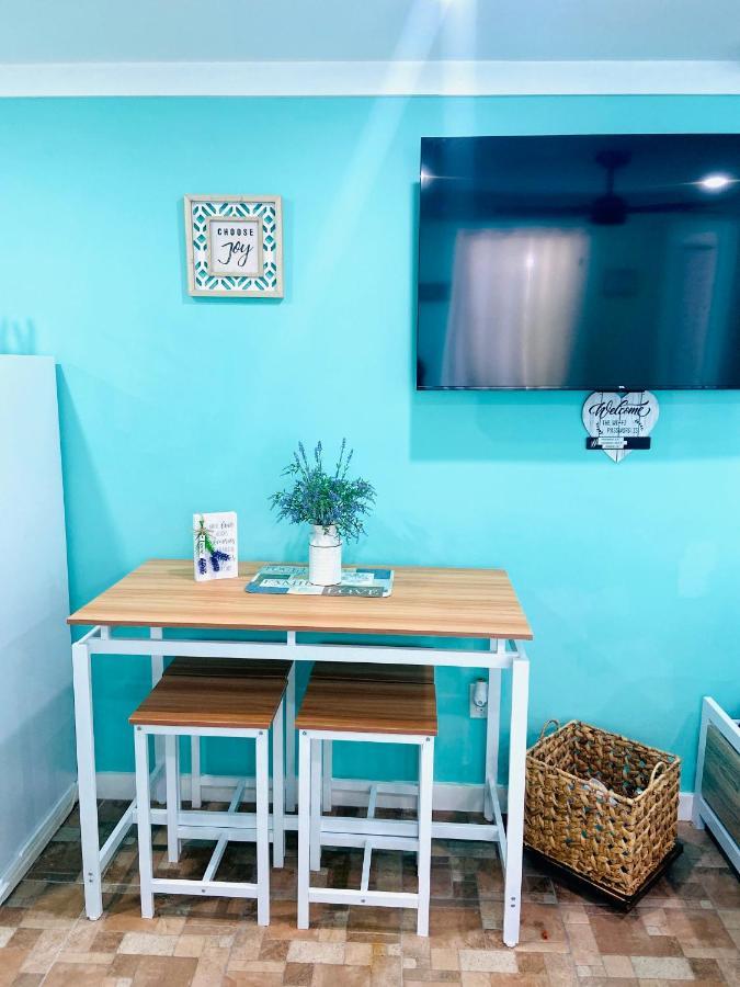 Beautiful And Comfortable Rom Apt # 2 Тампа Екстериор снимка