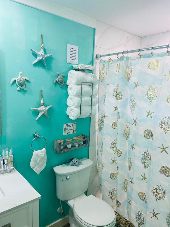Beautiful And Comfortable Rom Apt # 2 Тампа Екстериор снимка